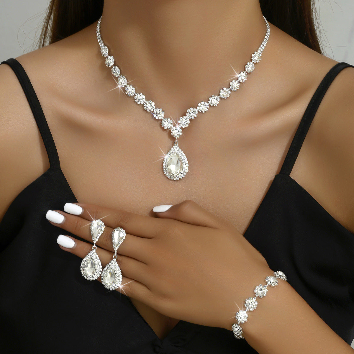 Fashion Jewelry Bridal Suit Necklace Three-piece Set